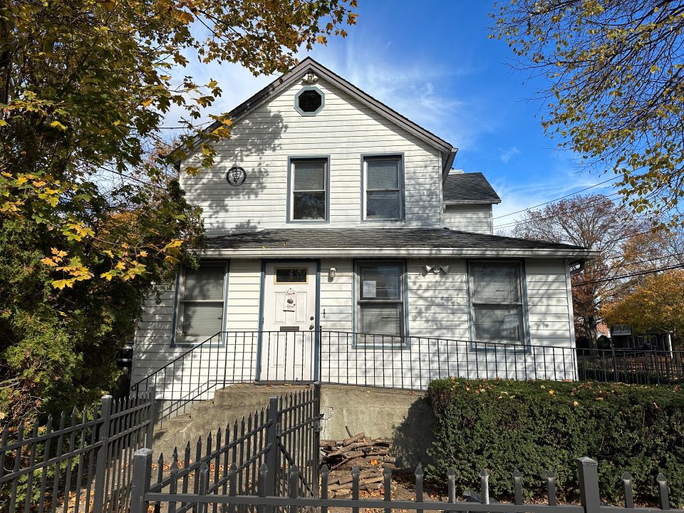 west babylon animal hospital frontage